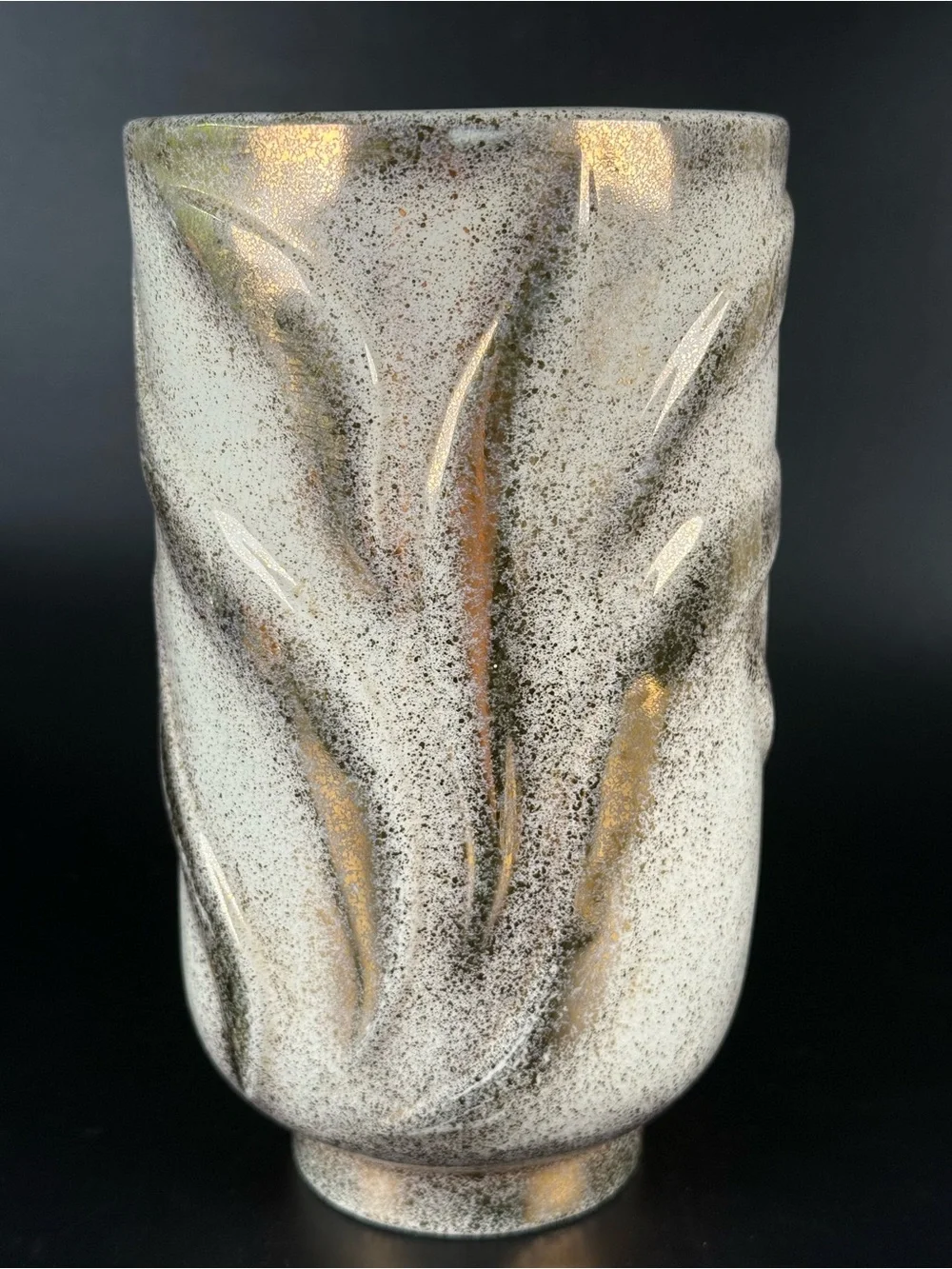 Vintage Signed MCM Yona Lippin Cream and Gold Speckled Vase